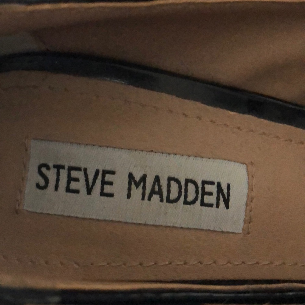 STEVE MADDEN. Leopard print pony hair pumps - Picture 8 of 8
